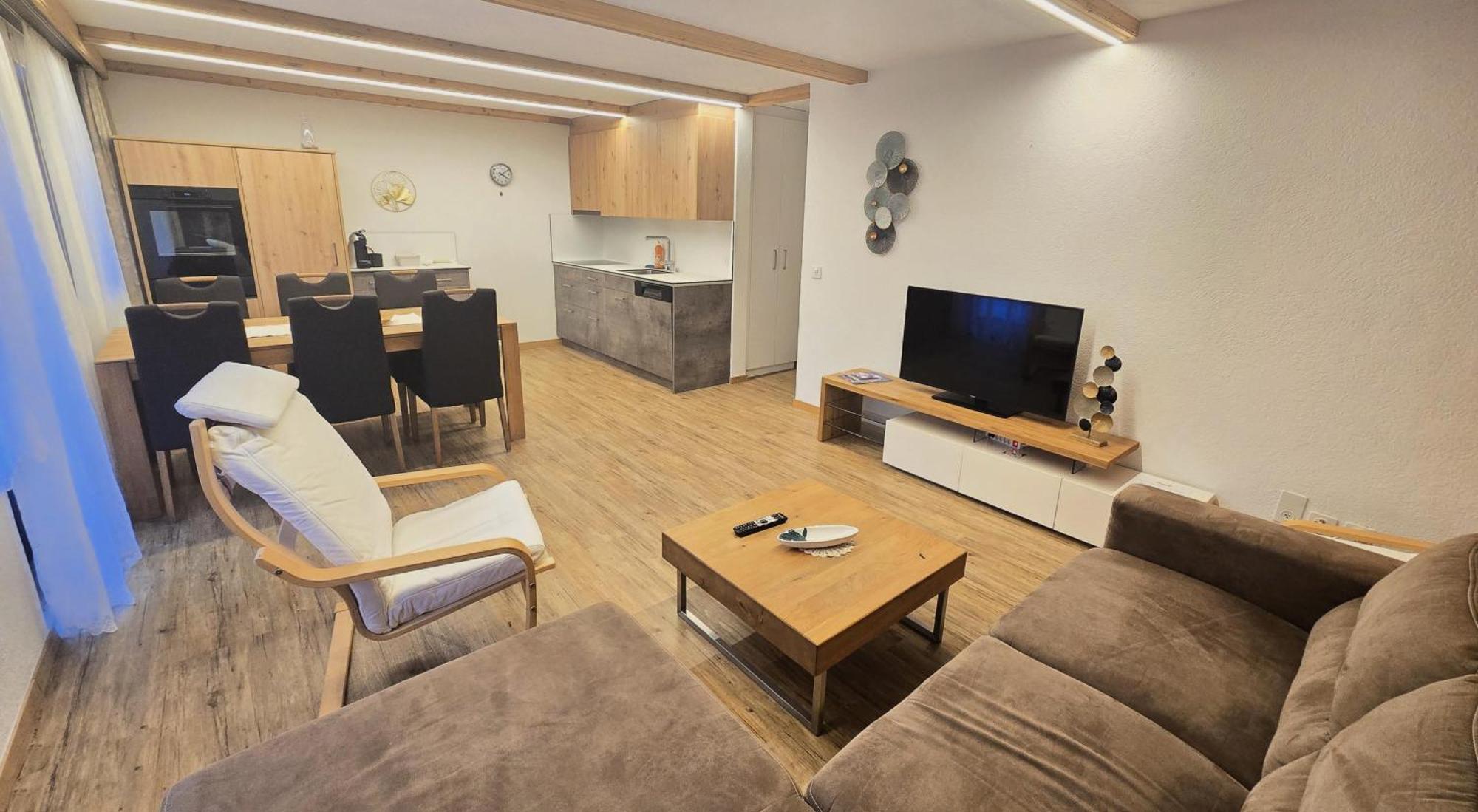 Ferienhaus Adonis Saas-Grund Zimmer foto