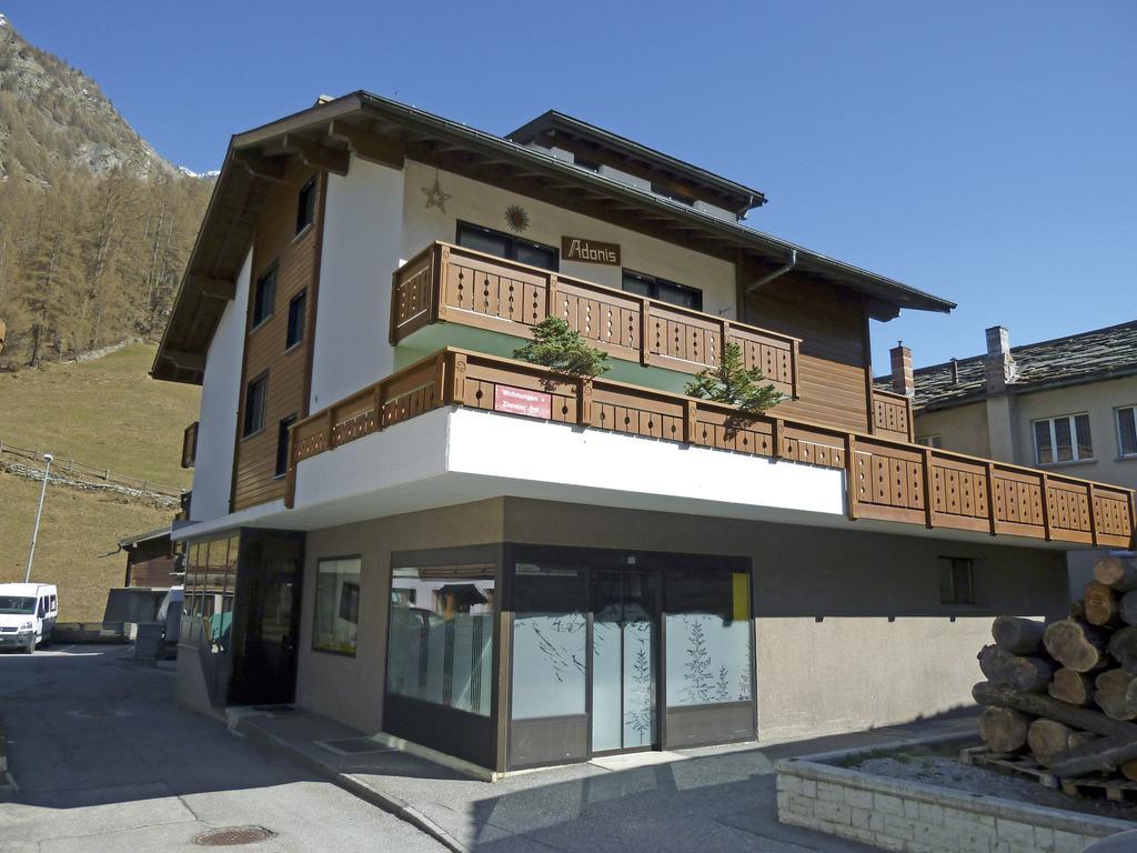 Ferienhaus Adonis Saas-Grund Zimmer foto