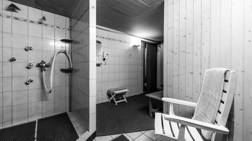 Ferienhaus Adonis Saas-Grund Exterior foto